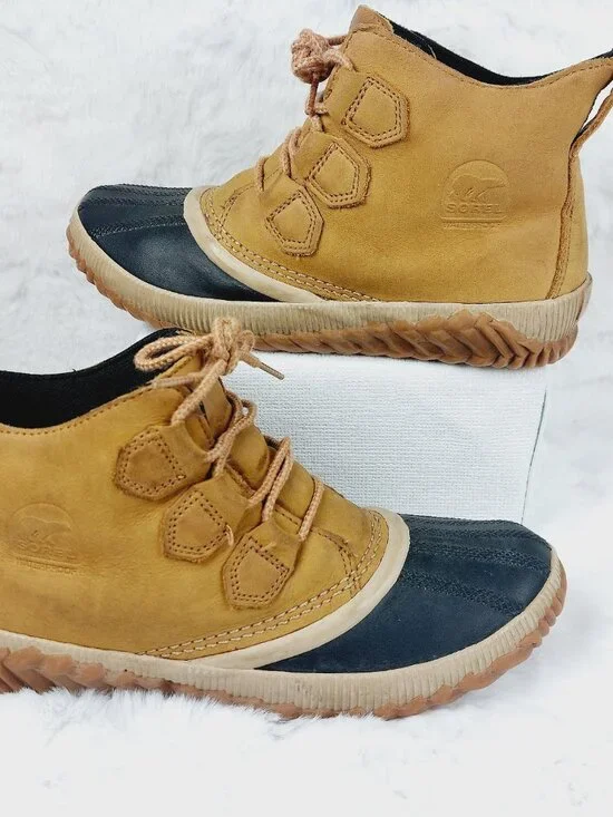 Sorel Women's Chestnut Tan Black Out N About Plus Ankle Rain Duck Boots Size 8.5 - Picture 2 of 10